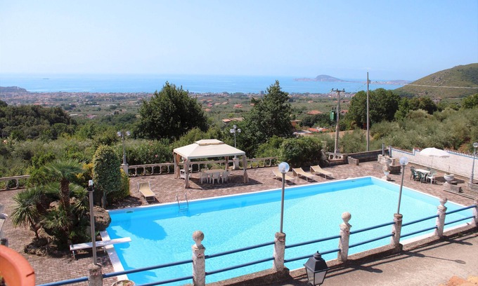 Formia Villa | Villa Bice with sea viewpool