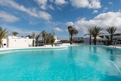 Charco del Palo Apartment | Villa Blanca Nudist Place
