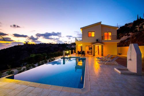 Pegeia Villa | Villa Blue Jadeite