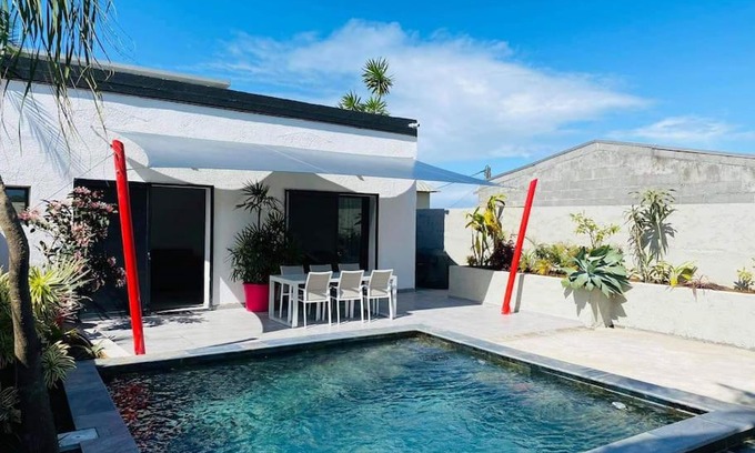 Saint-Pierre House | Villa Bois de couleur Piscine et Toit Terrasse