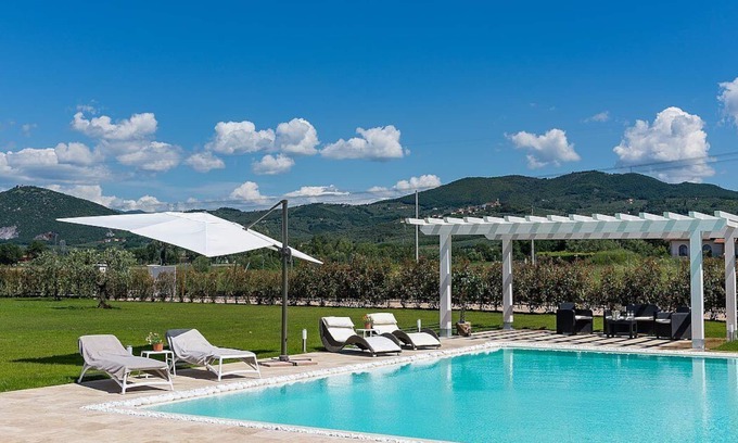 Monsummano Terme Villa | Villa Bona Dea: A bright two-story villa surrounded by the greenery, with Free WI-FI.