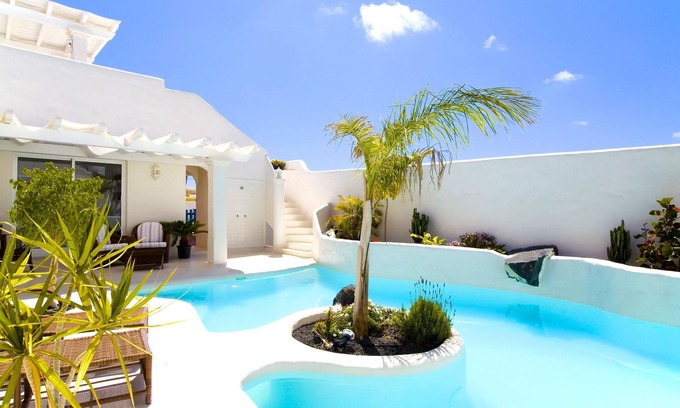 Geafond Villa | Villa Bougambilla private Pool