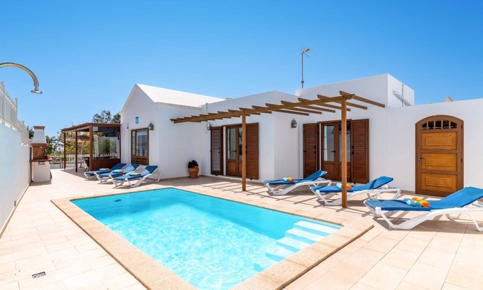 Matagorda Villa | Villa Breezes by Villa Plus