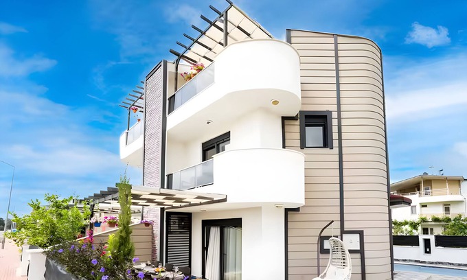Kadriye Villa | villa butterfly Spacious stylish entire villa and pool close to land of legends