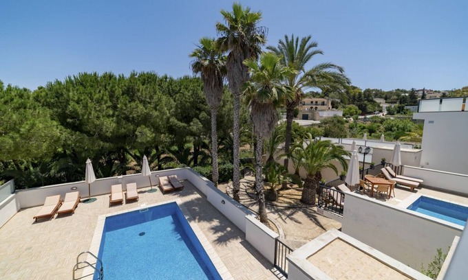 Mellieha Villa | Villa Buzz - Three Bedroom Villa, Sleeps 6