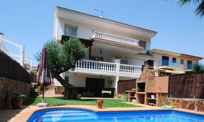 Segur de Calafell House | Villa Casia con Piscina Privada Cerca de la Playa R089