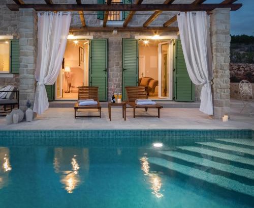 Blizna Donja Villa | Villa Cavalleria Rusticana with heated pool and vineyard