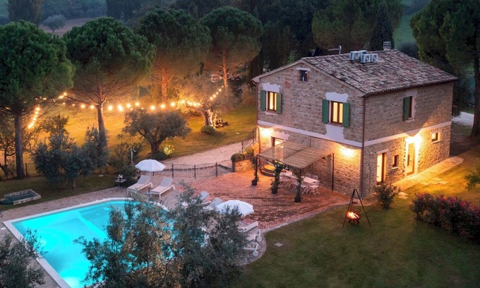 Cingoli Villa | Villa Cherubini 8+1, Emma Villas