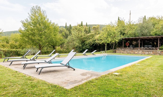 Chianciano Terme Villa | Villa 'Country House Podere I Prati' with Private Pool, Private Garden and Wi-Fi