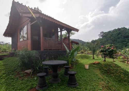 Java Resort | Villa Couple by Santosa Stable Resort