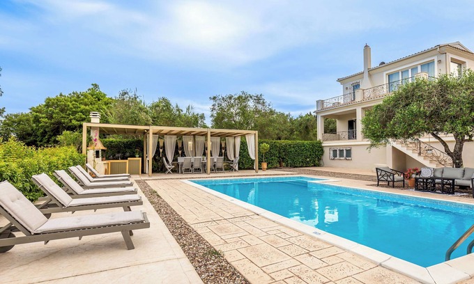 Gazatika Villa | Villa Crystal - Five Bedroom Villa, Sleeps 11