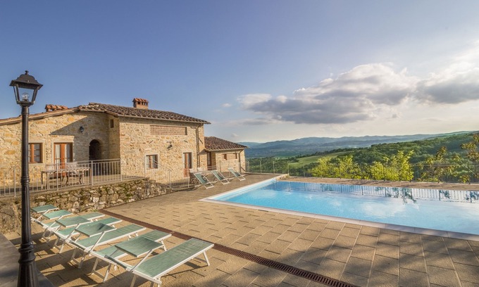 Sansepolcro Villa | Villa Cungi with Privacy, stunning view, private pool, wifi Tuscany no neighbors