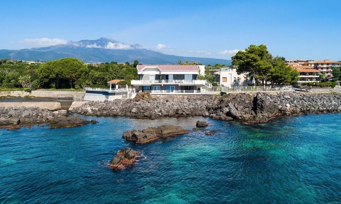 Stazzo Villa | Villa D’aci – Catania Area
