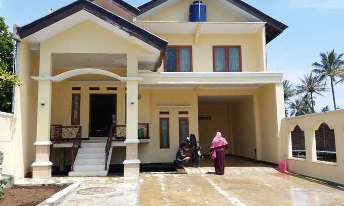 Garut House | Villa Dahlia
