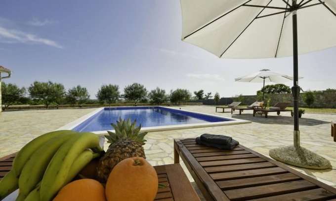 Suhovare House | Villa Dalmacija by Interhome