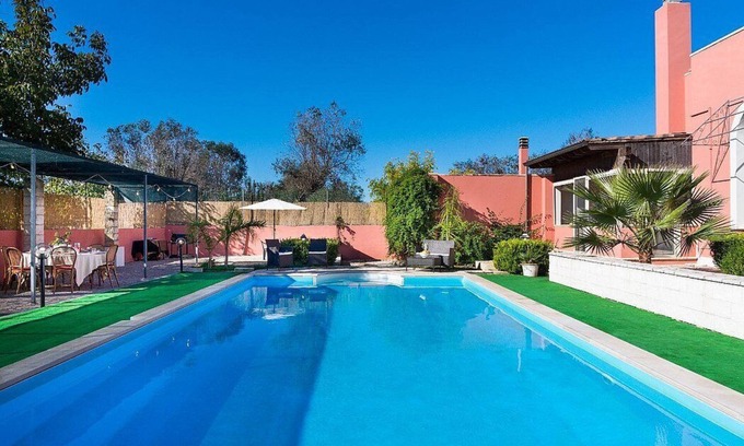 Casarano Villa | Villa Dana: An elegant and welcoming villa situated in a quiet location, a few minutes from the town center, with Free WI-FI.