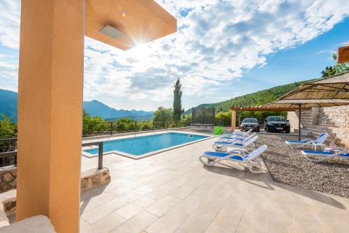 Vid Villa | Villa Danica