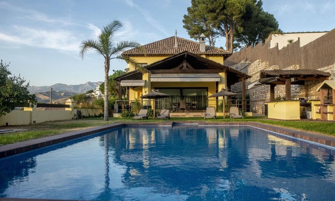 Velilla-Taramay Villa | Villa de Lujo, Vistas al Mar,jardin con Wifi,cine Exterior