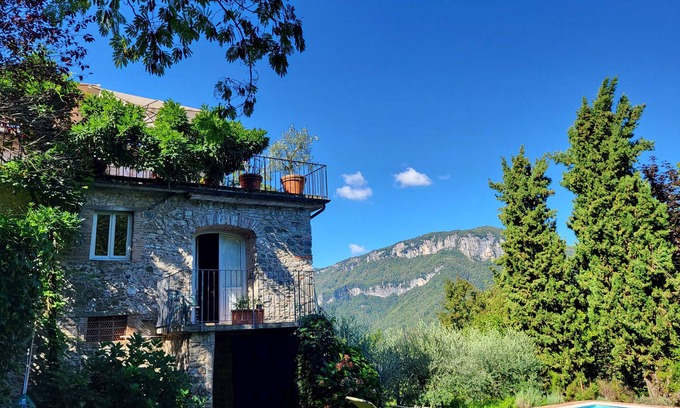 Borgo a Mozzano Villa | Villa degli Archi, Private pool, mountain views, WIFI, 3 terraces, mature garden