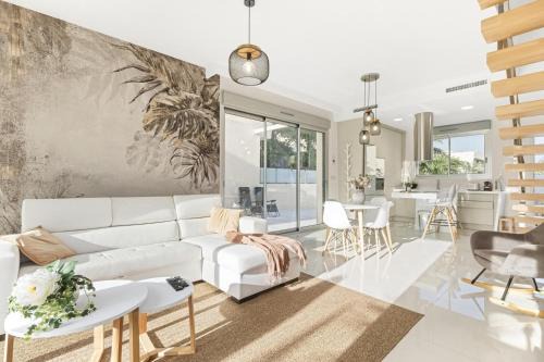 Pueblo Latino Villa | Villa del Mar 16