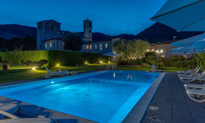 Santa Maria del Giudice House | Villa Del Papa