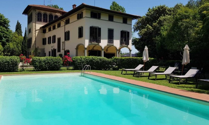Quarrata Villa | Villa di Lucciano - Authentic & Luxurious Estate