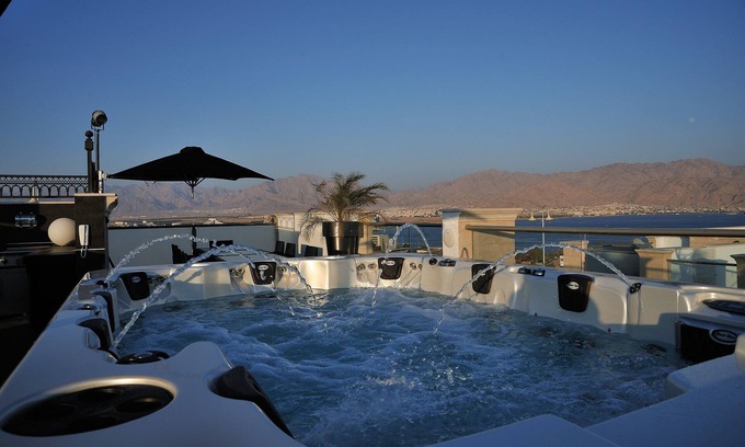 Eilat Villa | VILLA DIAMOND * Lotus B 1st floor balcony + roof terrace 160 m2. Eilat ISRAEL