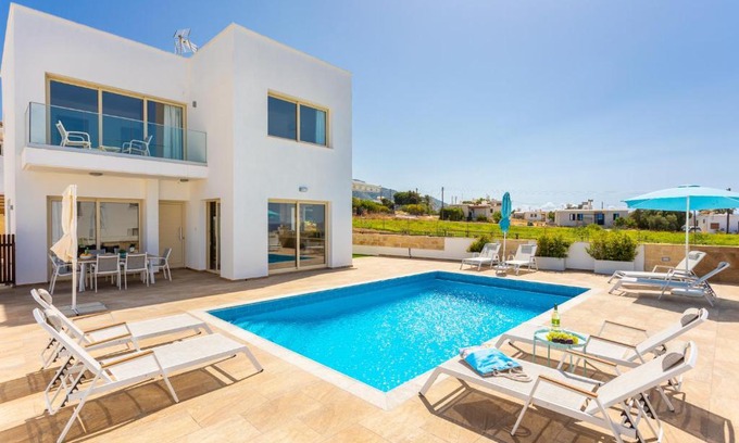 Pomos Villa | Villa Diana Seaside