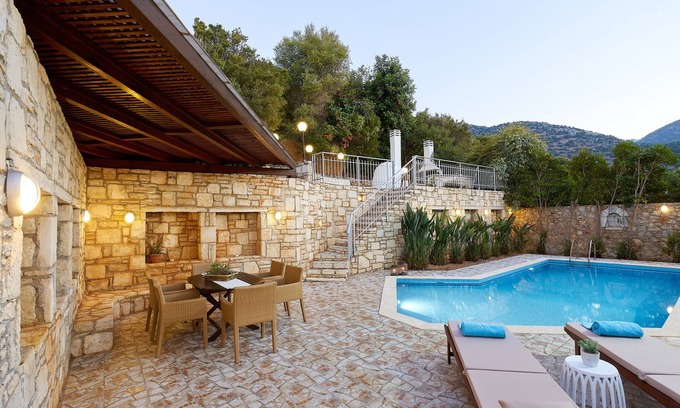 Drosia Villa | Villa Dioni - Only 600m from the beach