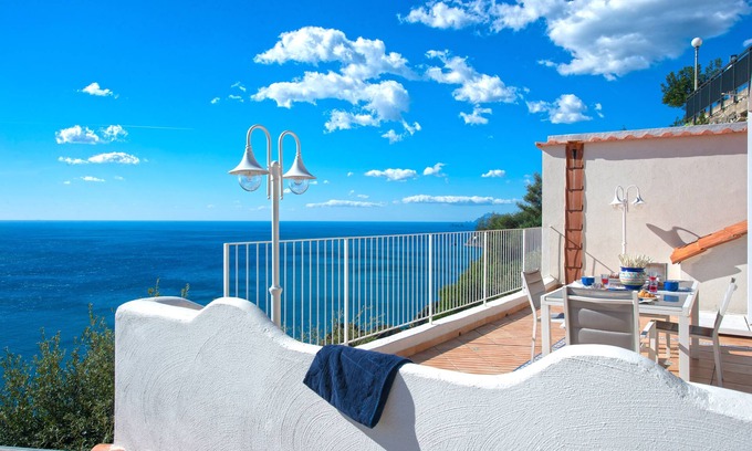 Conca dei Marini Villa | VILLA DOMUS AUGUSTO