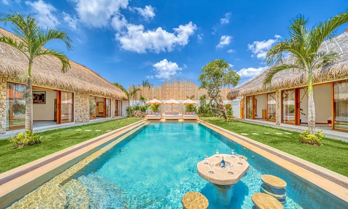 Laksmana Villa | Villa El Gaucho: Brand New 9BDR, Prime Location