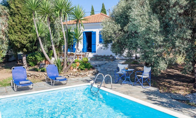 Loutraki Villa | Villa Elaion With Private Pool- Sea Views -sleeps 4+1(sofa bed -cot- baby chair