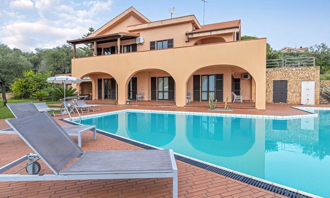 Loano Villa | Villa Elda 6, Emma Villas