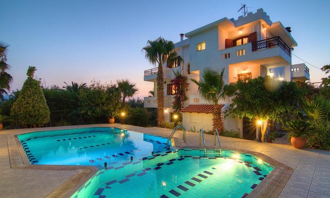 Viranepiskopi Villa | Villa Elena Crete