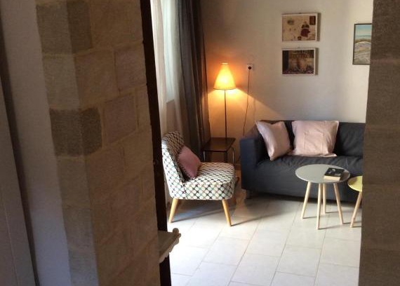 Pefki Apartment | Villa Eleni