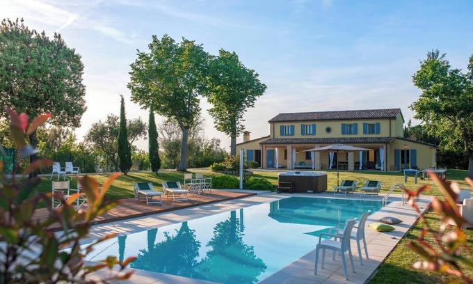 San Costanzo Villa | Villa Elettra 12&2 by Marche Holiday Villas