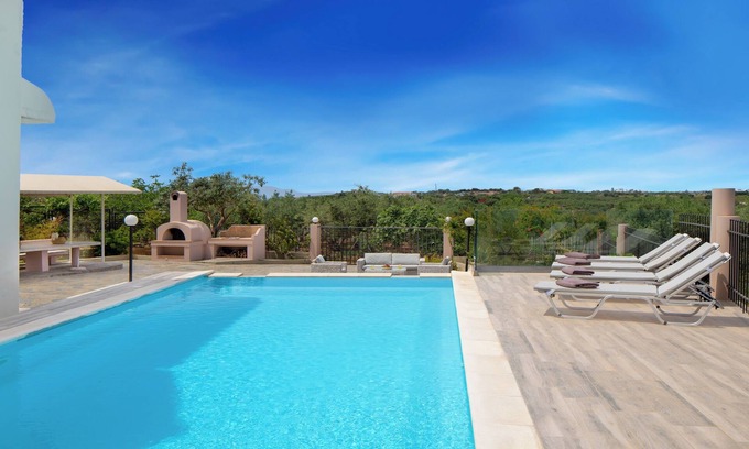 Chorafakia Villa | Villa Elihrisos-an amazing villa of 225sqm with private heated pool near the sea