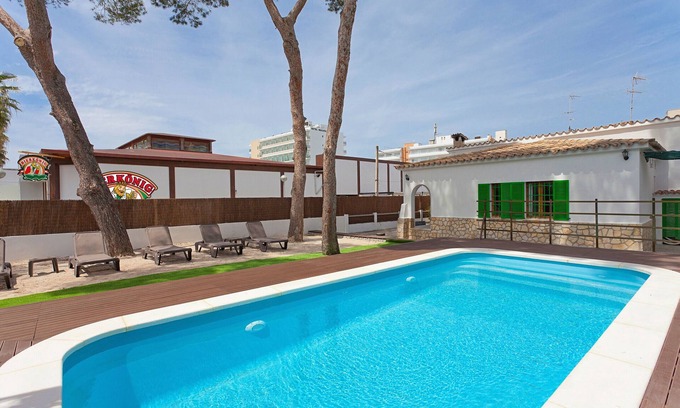 Les Meravelles Villa | Villa Els Pins - with private swimming pool
