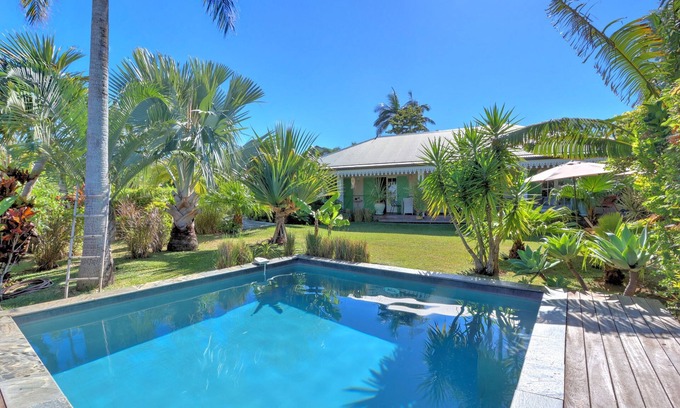 Petite-ÃŽle Villa | Villa Emeraude Montvert les Hauts - classée 4 étoiles, climatisée avec piscine