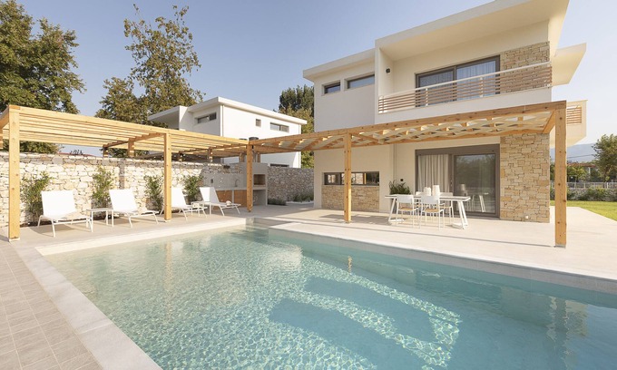 Leptokaria Villa | Villa " Eros" located in the magnificent "White Nest Complex"