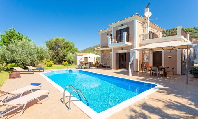 Sarlata Villa | Villa Eufrosini - Three Bedroom Villa, Sleeps 8