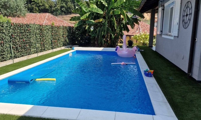 Besozzo Villa | Villa Familiale, Beau Standing au Bord du Lac Majeur