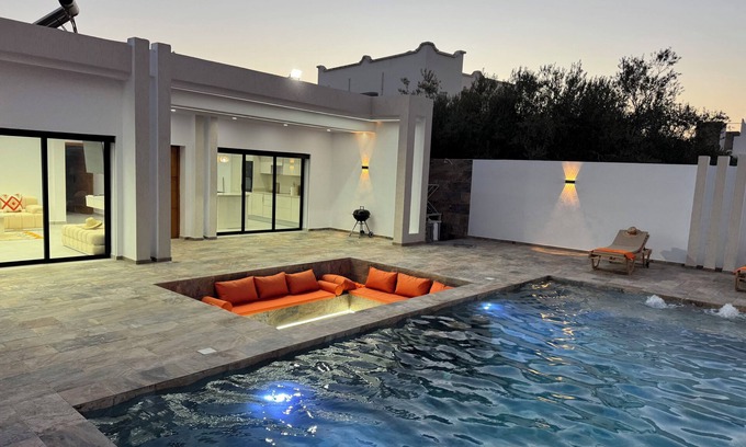 Mezraia House | Villa Faneez - Tourist area