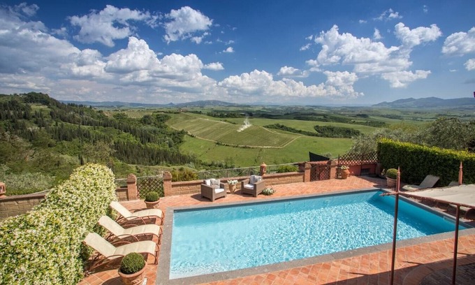 Fabbrica Villa | Villa Favola - Stunning private villa with pool