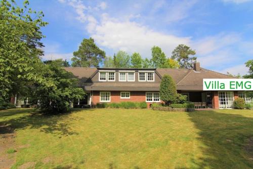 Am Fuhsekanal Villa | Villa Ferienhaus EMG für Familien und Gruppen in Celle Hannover