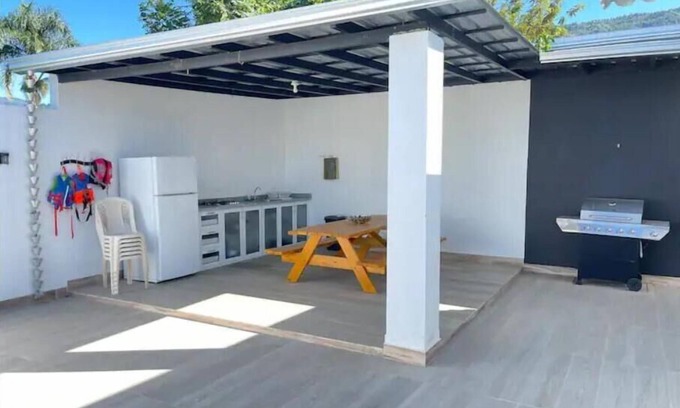 Villa Hermosa House | Villa Ferrer 1/Pool/Jacuzzi/Mountain View
