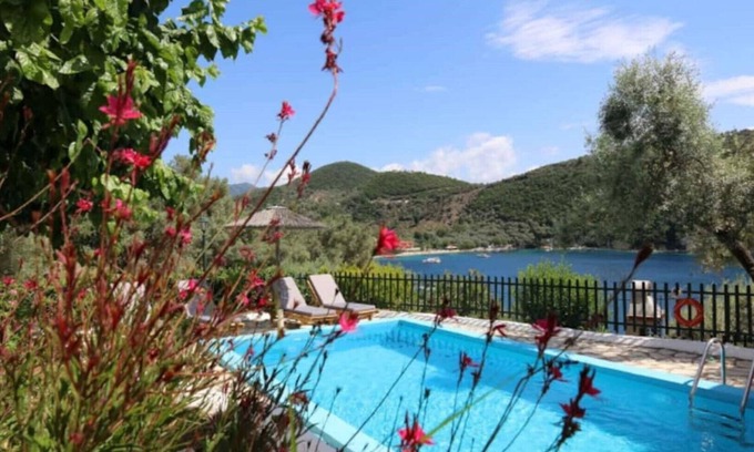 Nidri Villa | Villa Flisvos