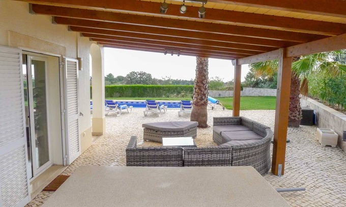 Conceicao Villa | Villa Flora Martins, 4 bedrooms, pool and fantastic view