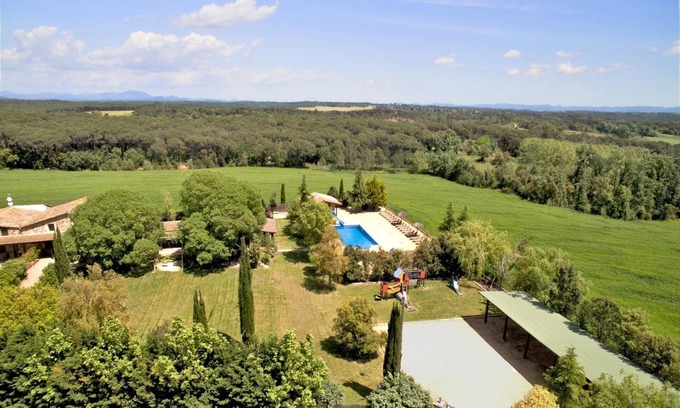 Riudarenes Villa | Villa for 23 people. BBQ, large pool, near Barcelona