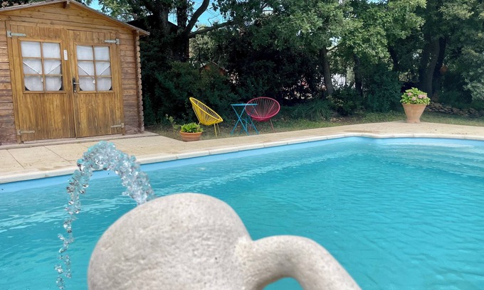 Saint-Laurent-des-Arbres Villa | Villa sur Terrain Clos et Arboré de 2000 m2 , Avec Piscine